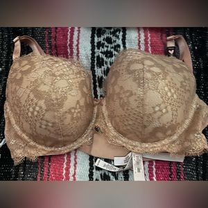 Victorias Secret Dream Angel lightly lined Laced Bra 34DD